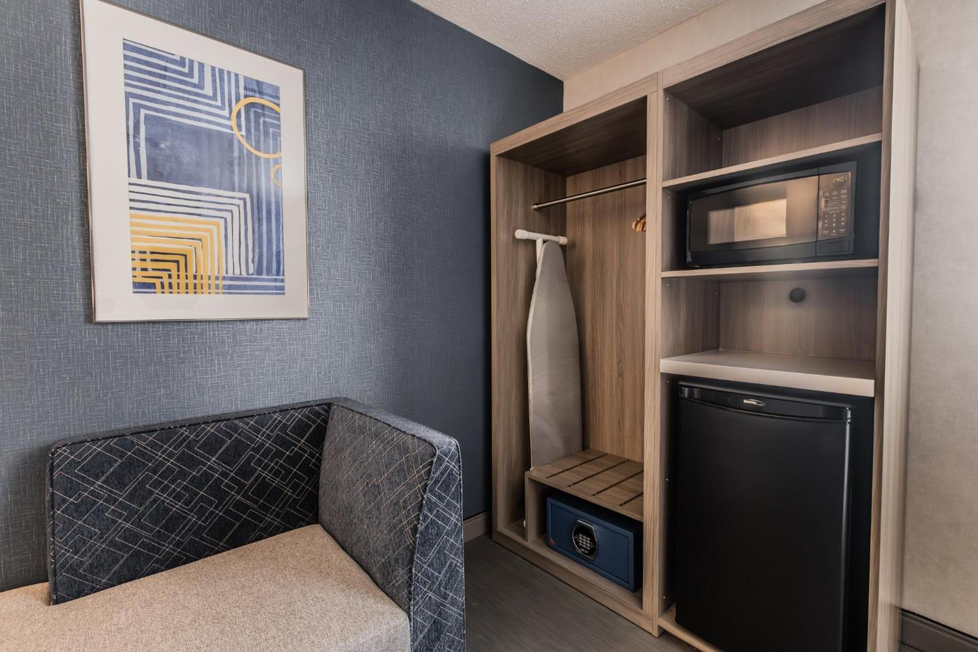 Holiday Inn Express Toronto-North York By Ihg Exterior foto