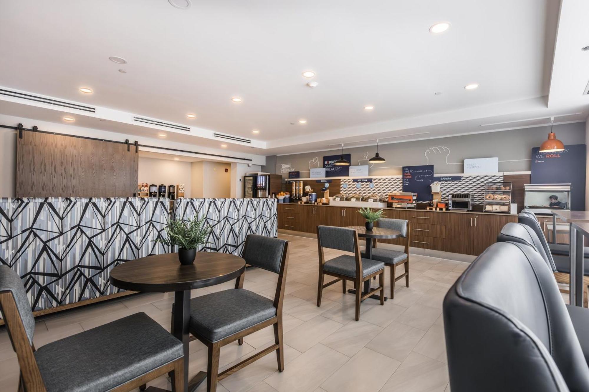 Holiday Inn Express Toronto-North York By Ihg Exterior foto